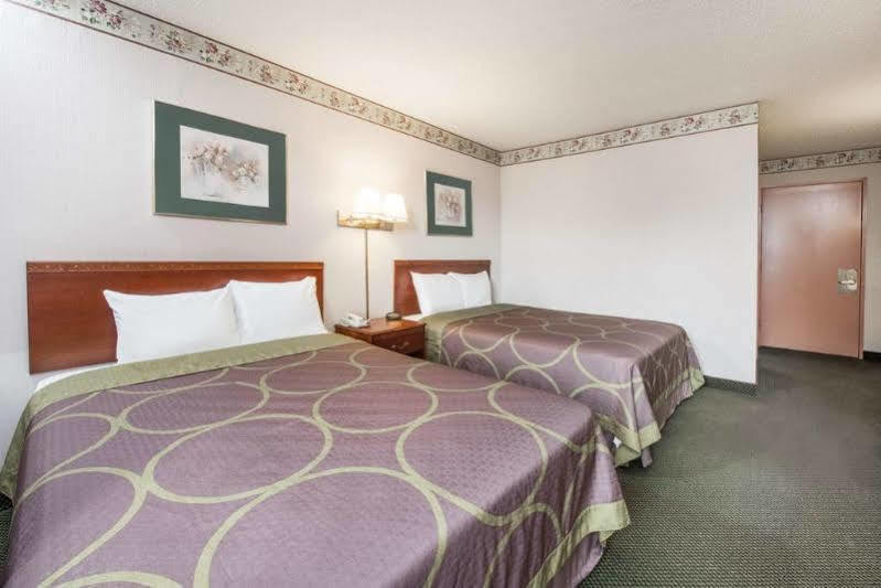 Red Roof Inn Richmond, In Dış mekan fotoğraf